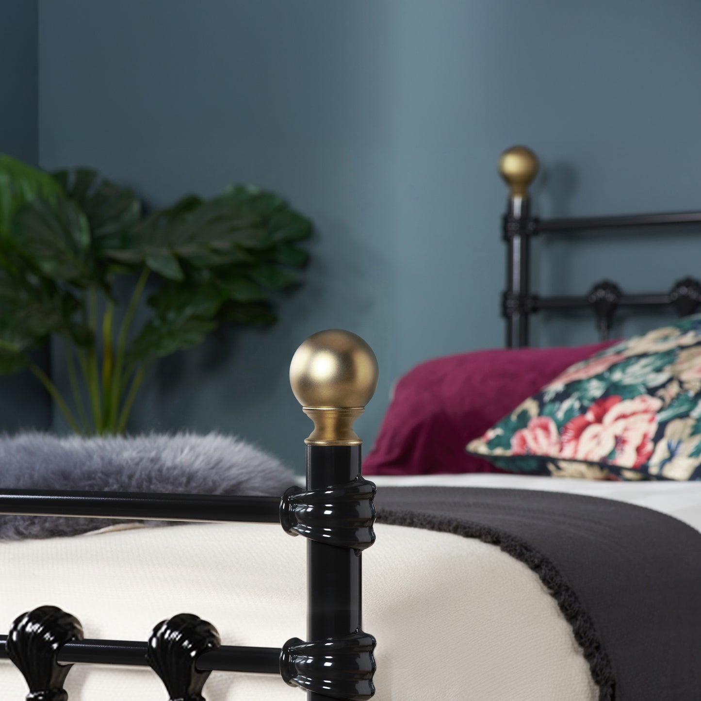 90Cm Atlas Bed Black