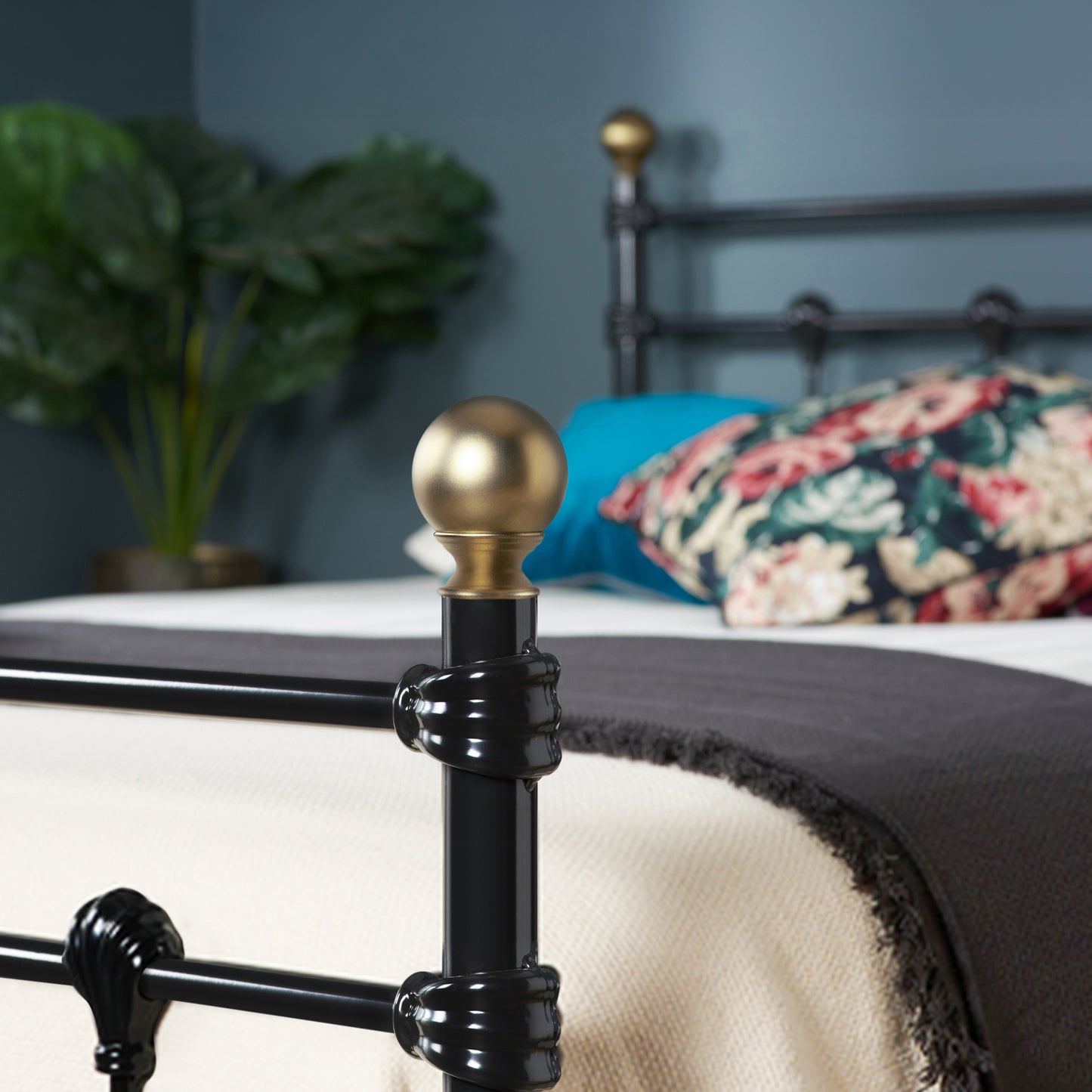 120Cm Atlas Bed Black