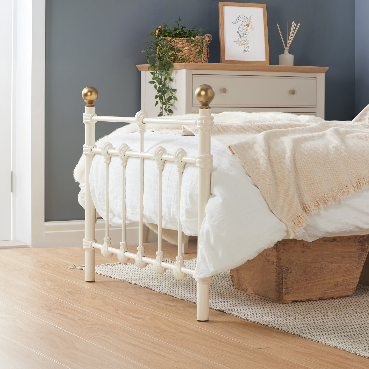 90Cm Atlas Bed Cream