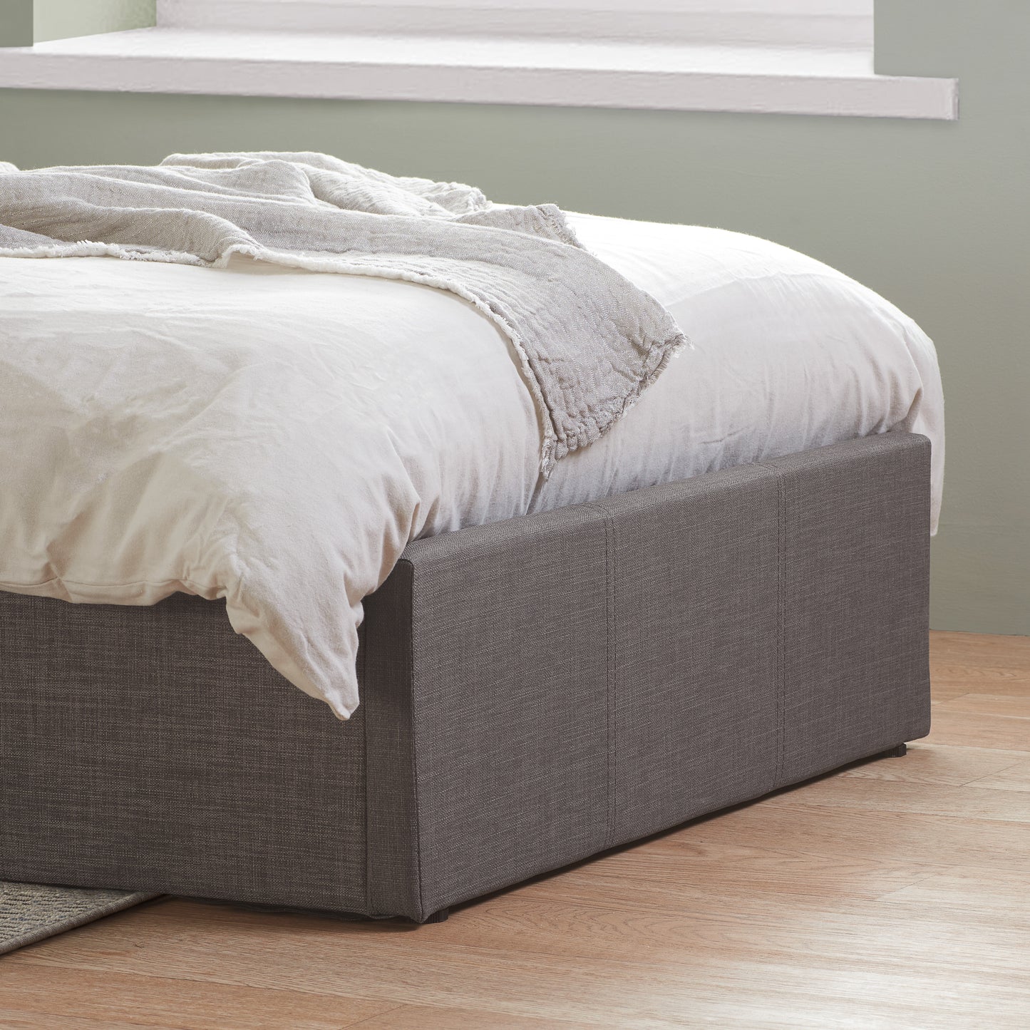 Berlin Ottoman Bed