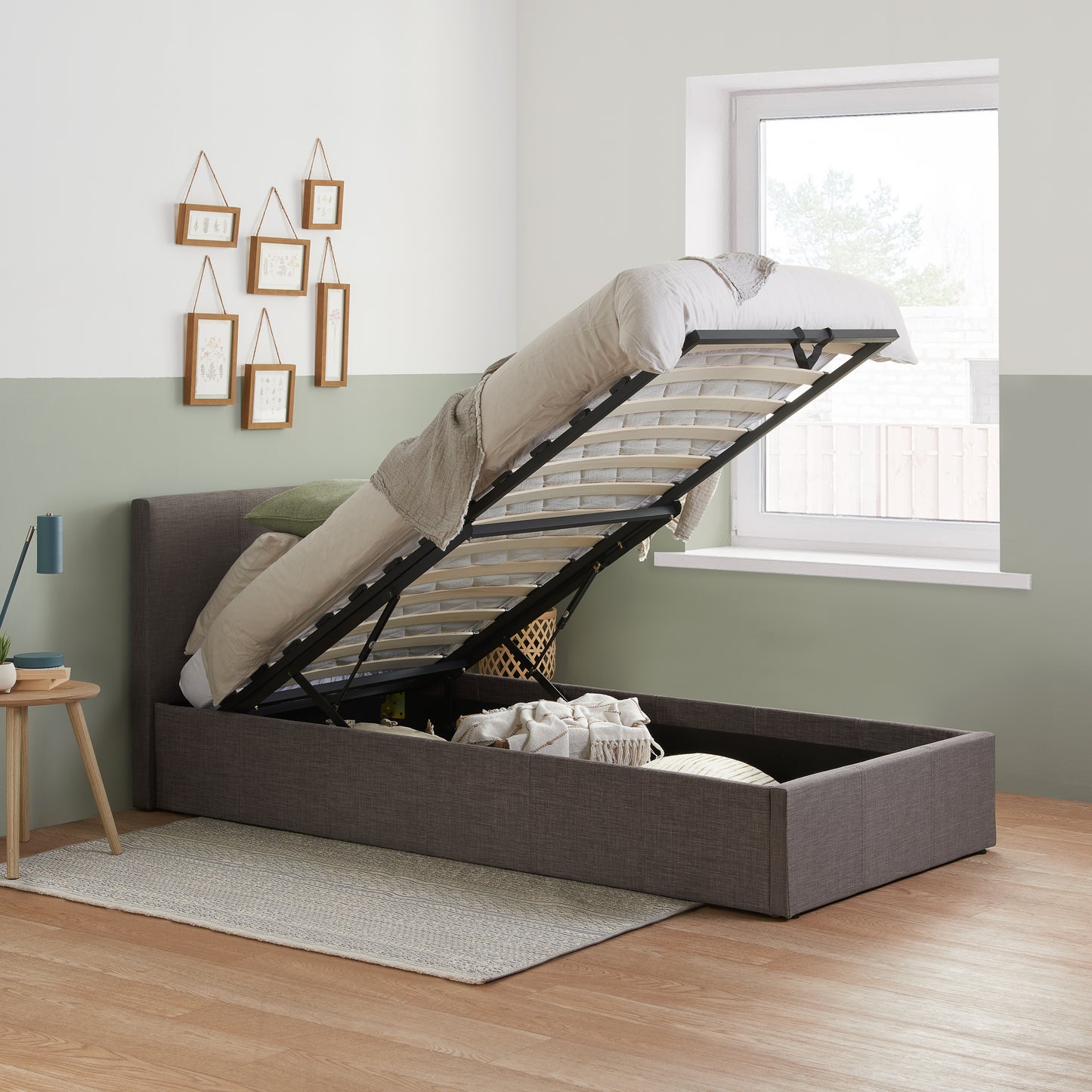 Berlin Ottoman Bed
