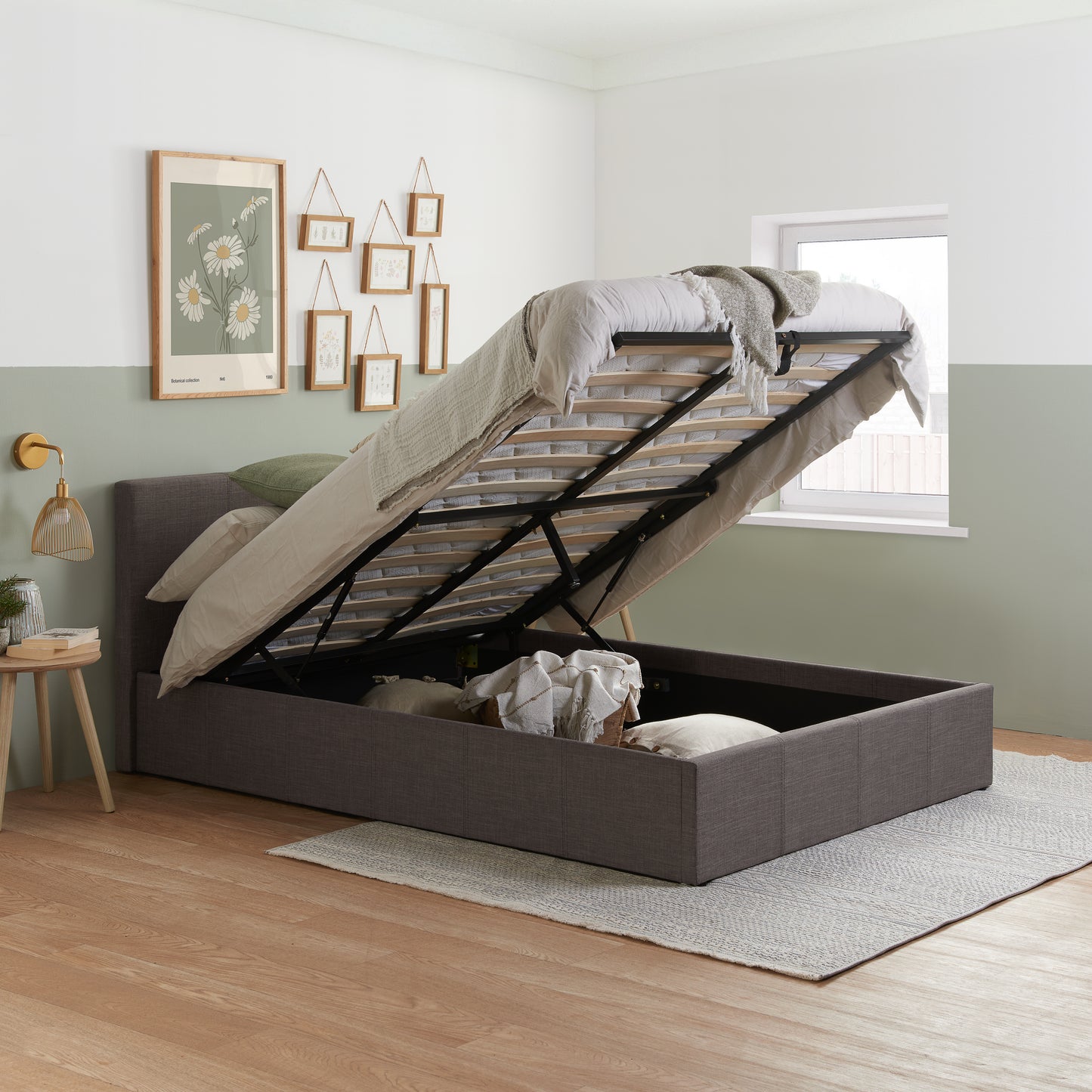 Berlin Ottoman Bed