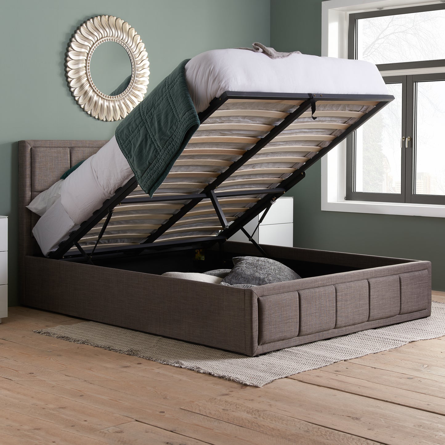 Hannover Ottoman Bed