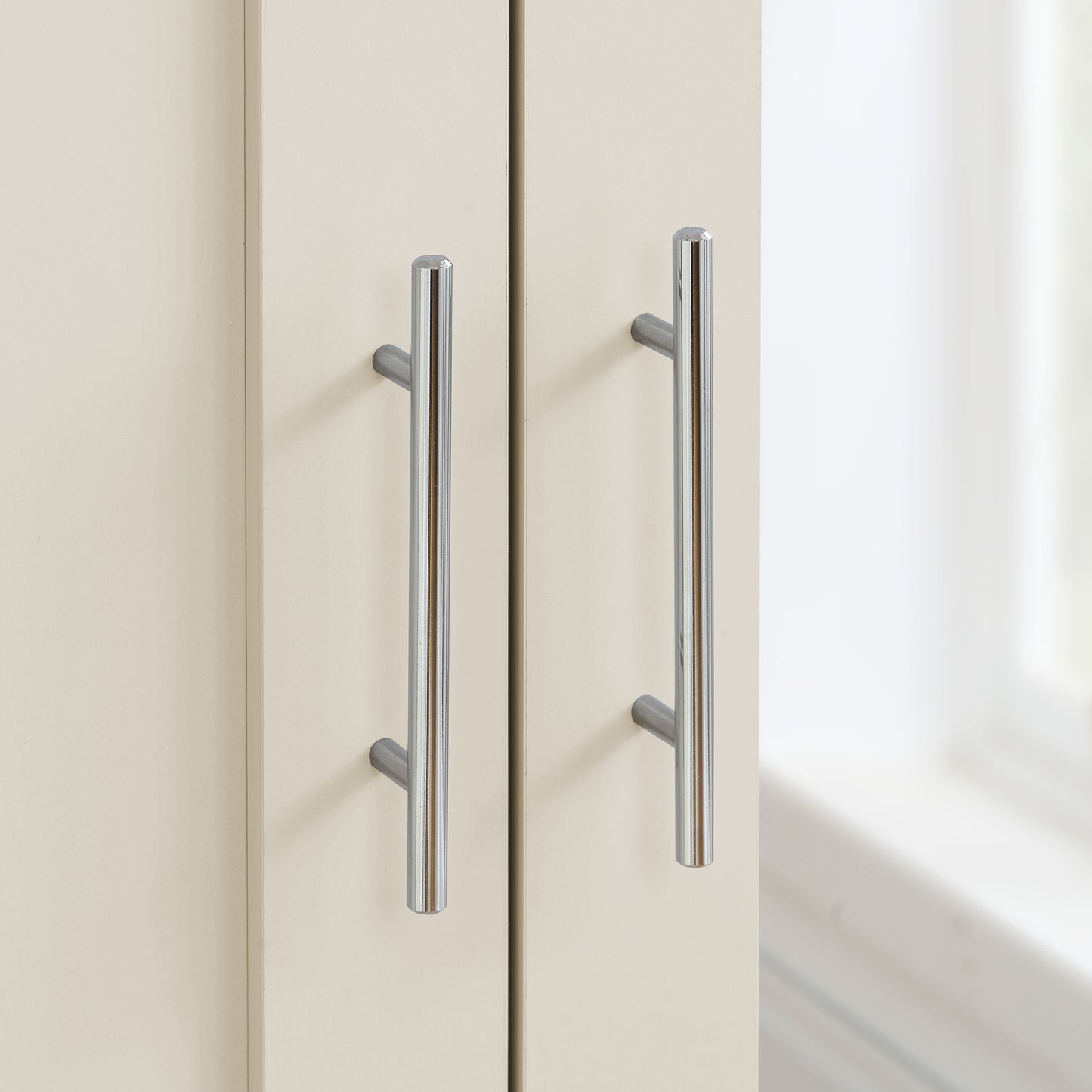 Highgate Wardrobe With Mirror