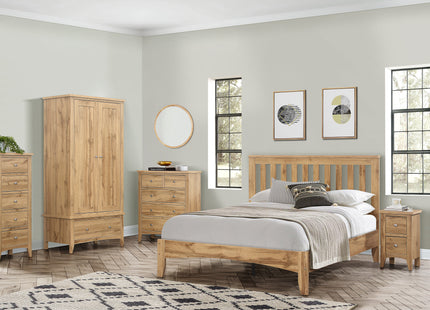 Hampstead 5‑Drawer Tall Chest in Oak – Stylish Bedroom Storage