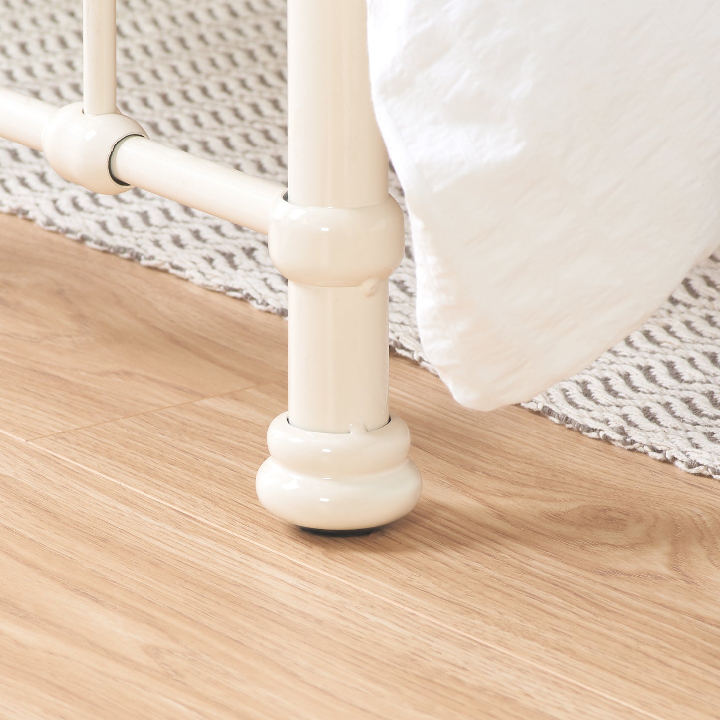 90Cm Jessica Bed Cream