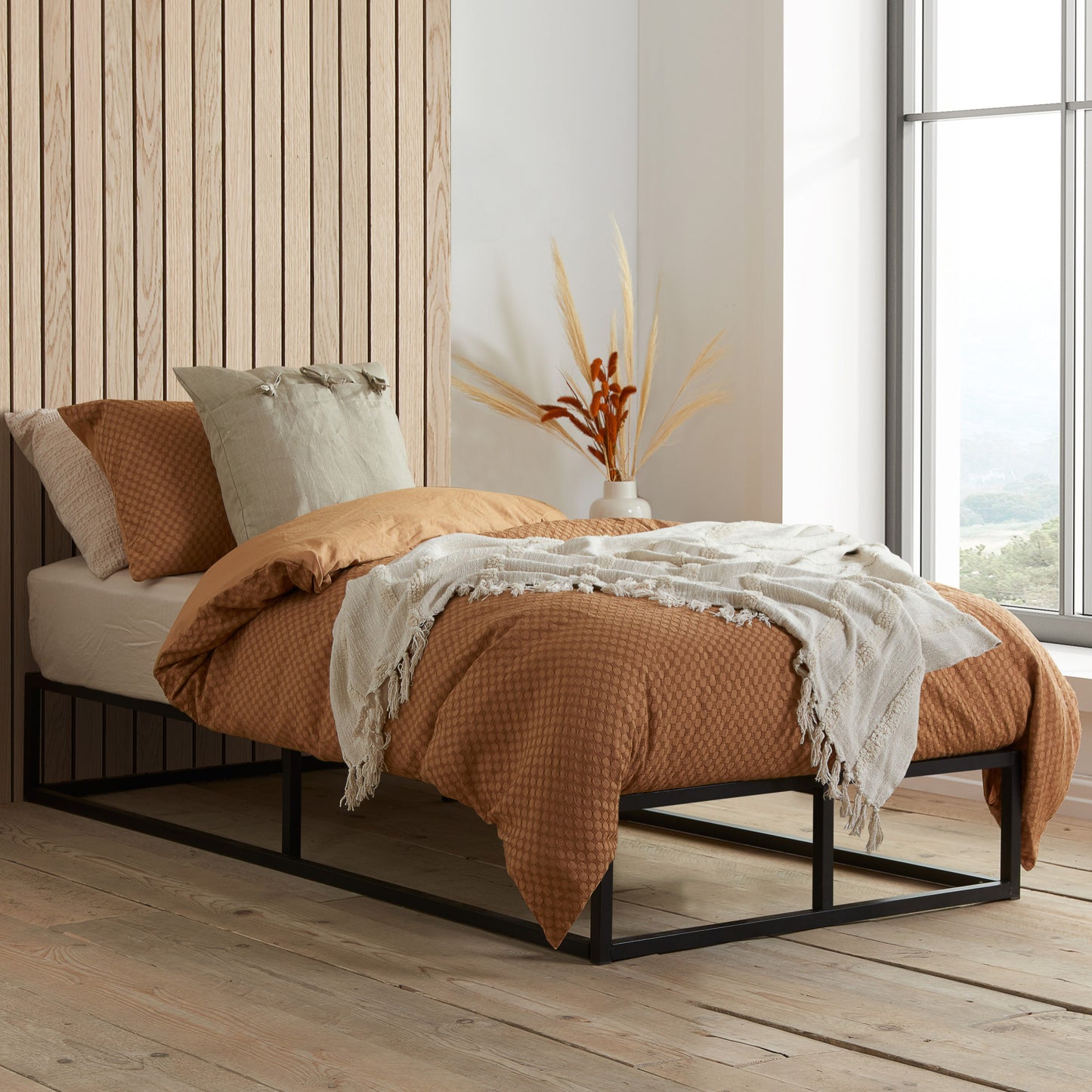 Soho Metal Platform Bed